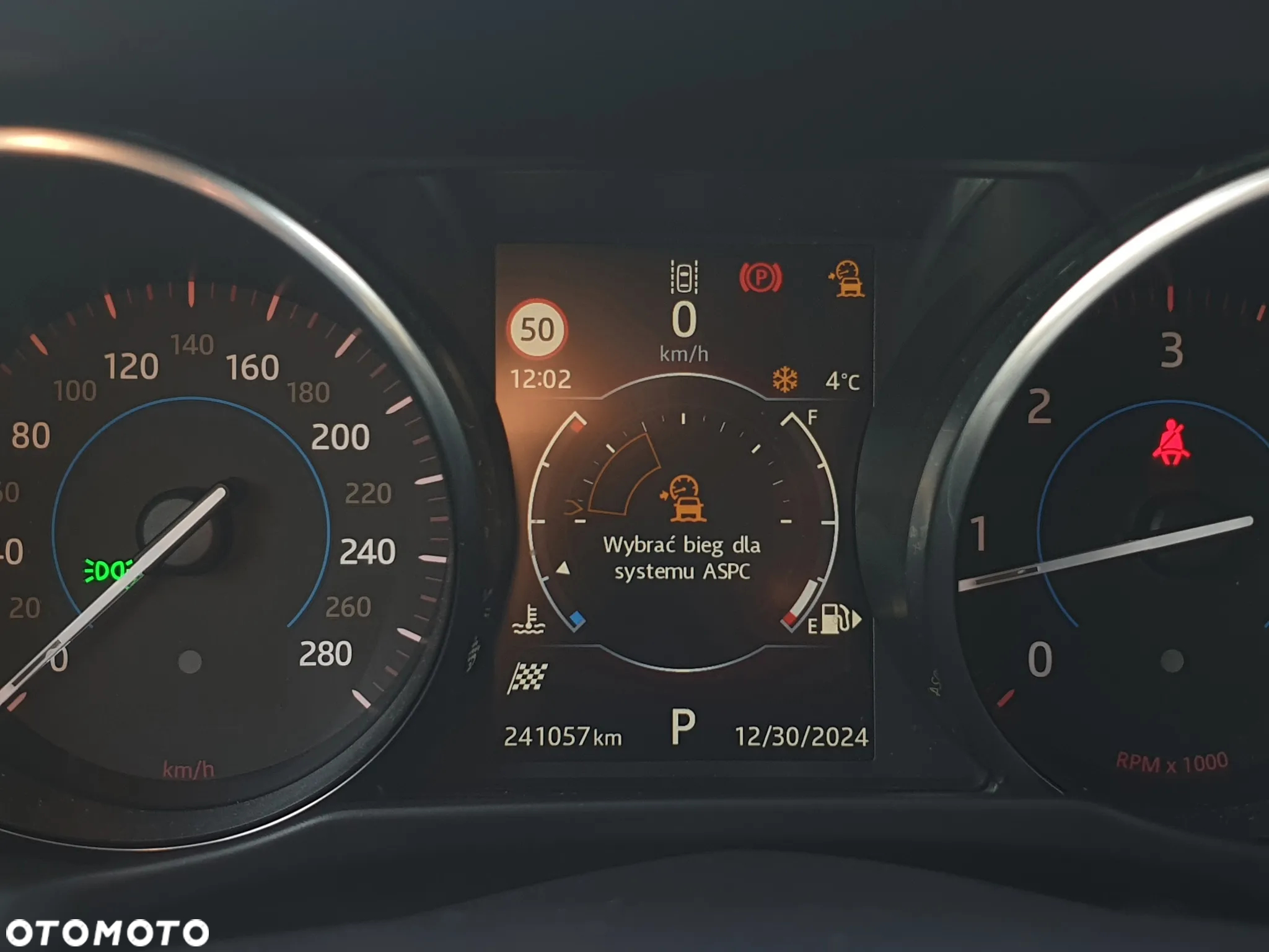Jaguar XF 2.0 i4D R-Sport - 28