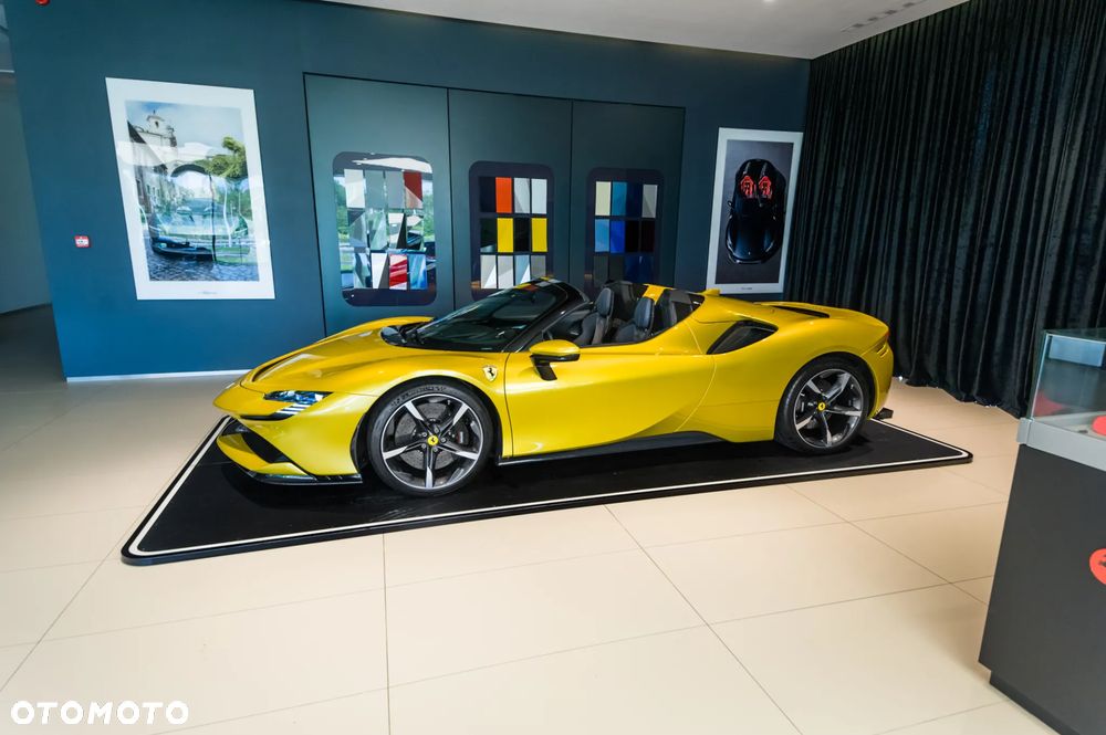 Ferrari SF90 Spider - 4