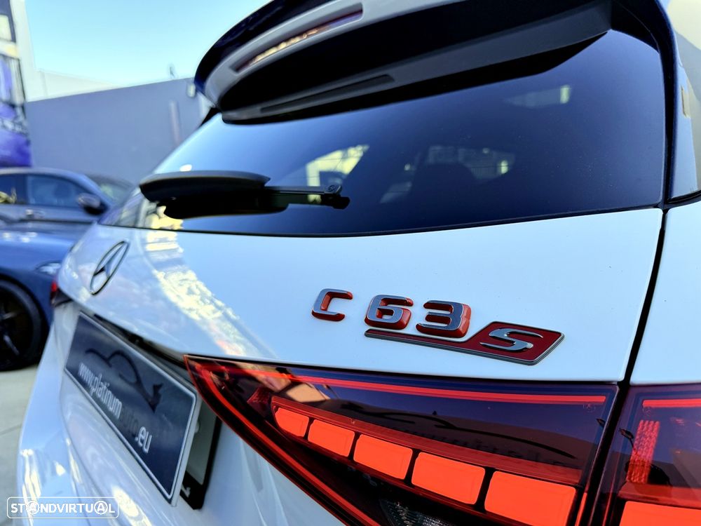 Mercedes-Benz C 63 AMG S - 59
