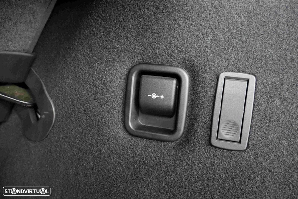 BMW iX3 M Sport Inspiring - 57