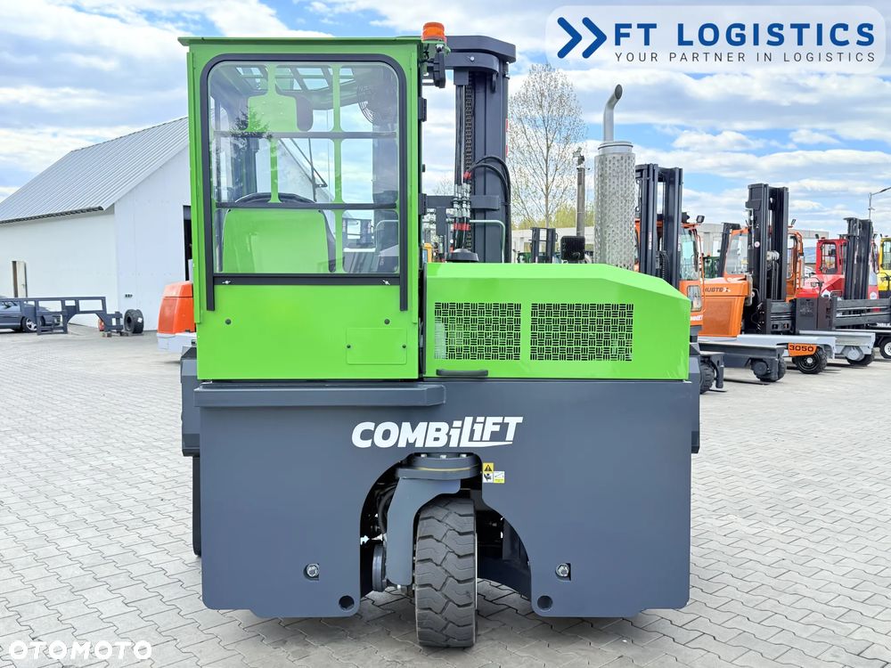 Combilift WÓZEK CZTEROKIERUNKOWY - WIELOKIERUNKOWY - SPRZEDAŻ - WYNAJEM | COMBILIFT C3000 | DIESEL | TRIPLEX 5952MM | SZEROKI POZYCJONER WIDEŁ 2700MM | WOLNY SKOK | STAN IDEALNY | Szeroka oferta wózków czterokierunkowych i bocznych, dopasowanych do różnorodnych potrzeb i zastosowań - 9