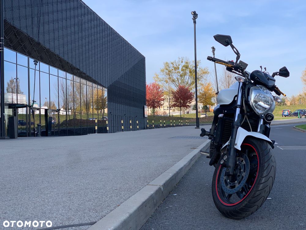 Yamaha FZ6 - 5