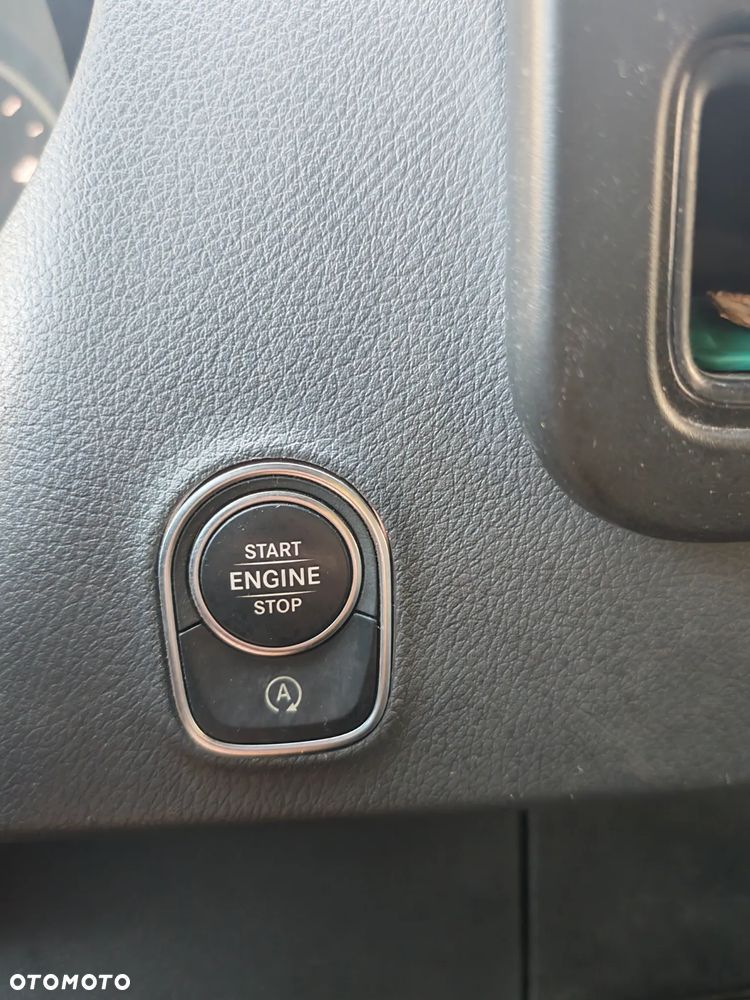 Mercedes-Benz Sprinter - 22