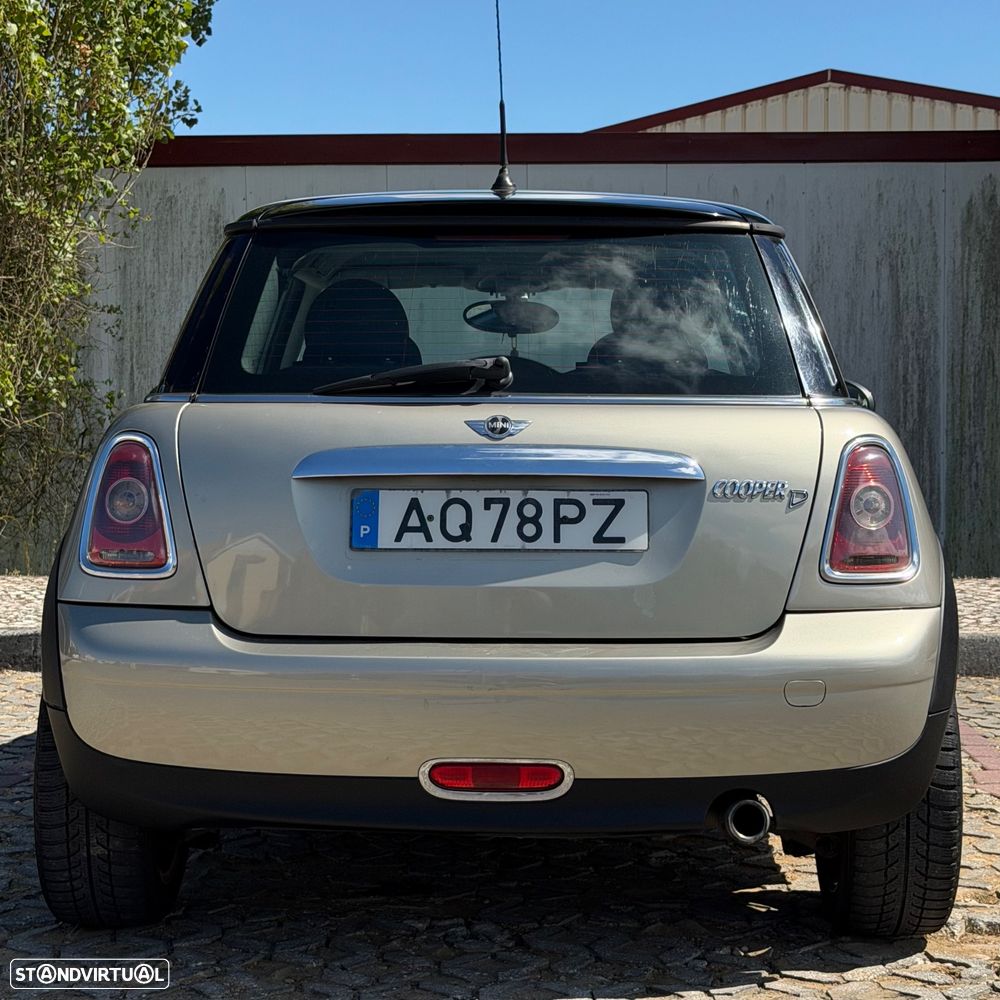 MINI 3 Portas Cooper D - 5