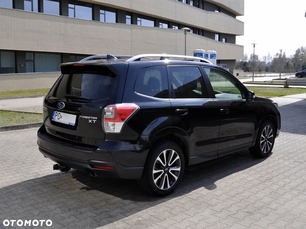 Subaru Forester 2.0 XT Platinum Lineartronic - 12