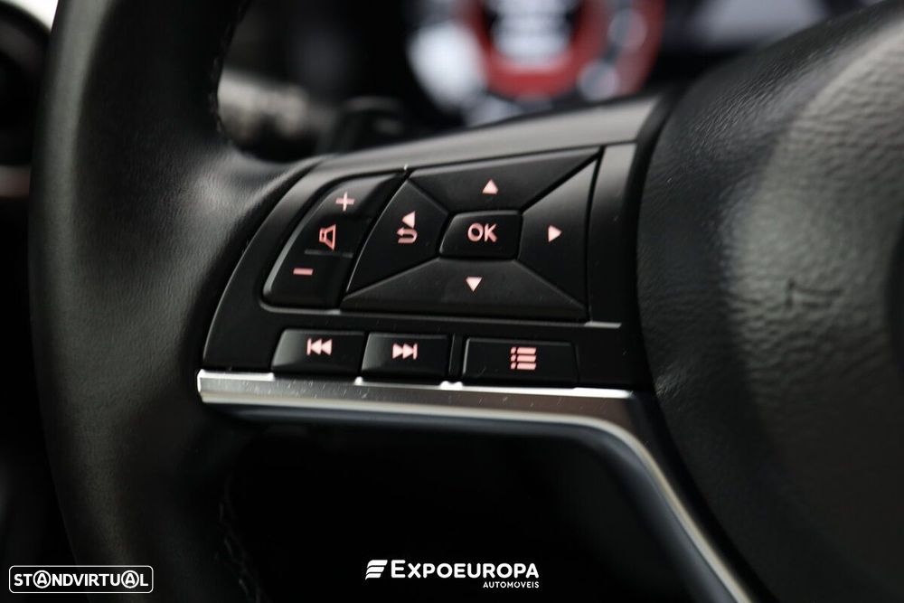 Nissan Juke 1.0 DIG-T N-Connecta NAV. DCT - 12