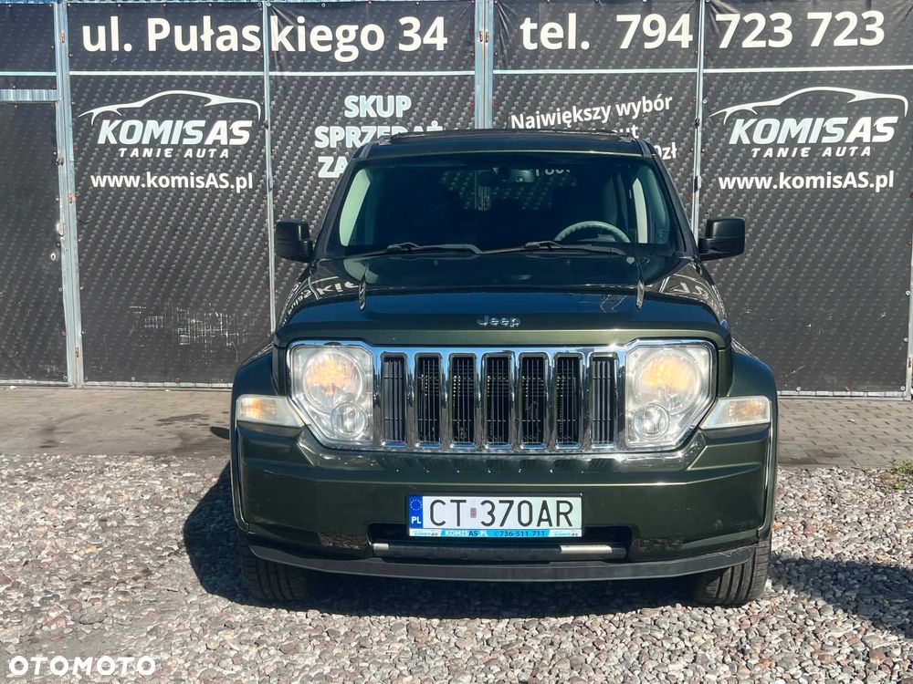 Jeep Cherokee - 4
