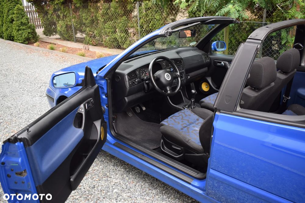 Volkswagen Golf 1.6 Comfortline - 16