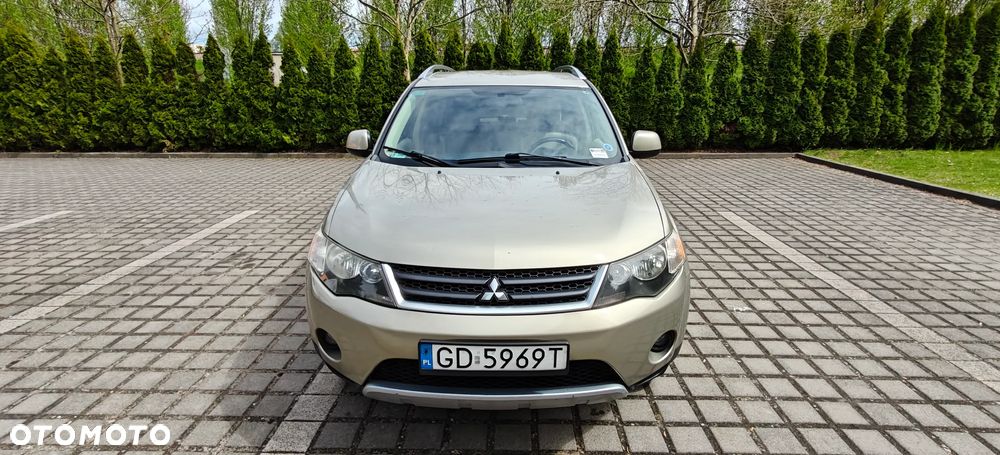 Mitsubishi Outlander 3.0 V6 LS 2WD - 5
