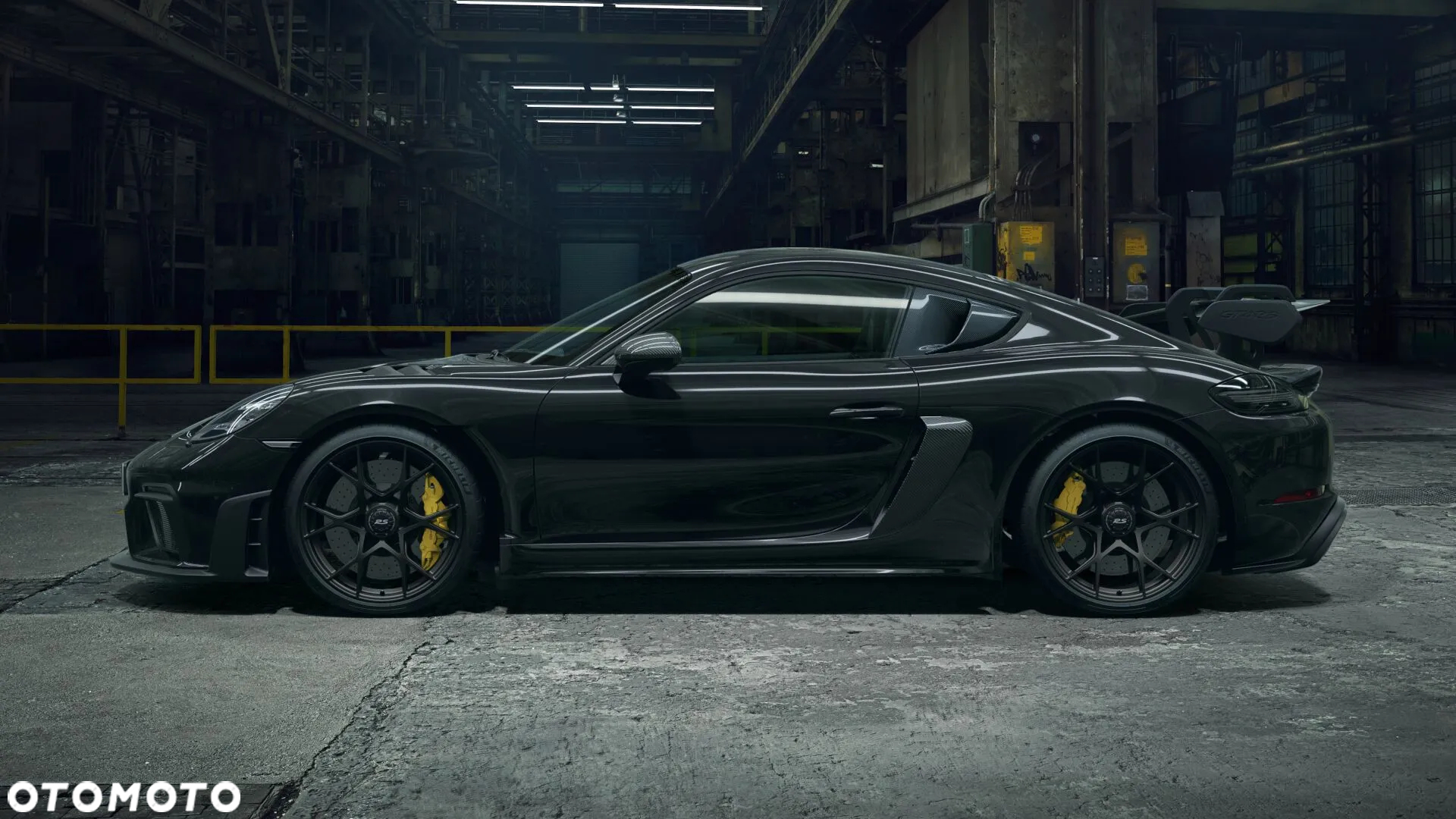 Porsche 718 Cayman GPF GT4 RS PDK - 2