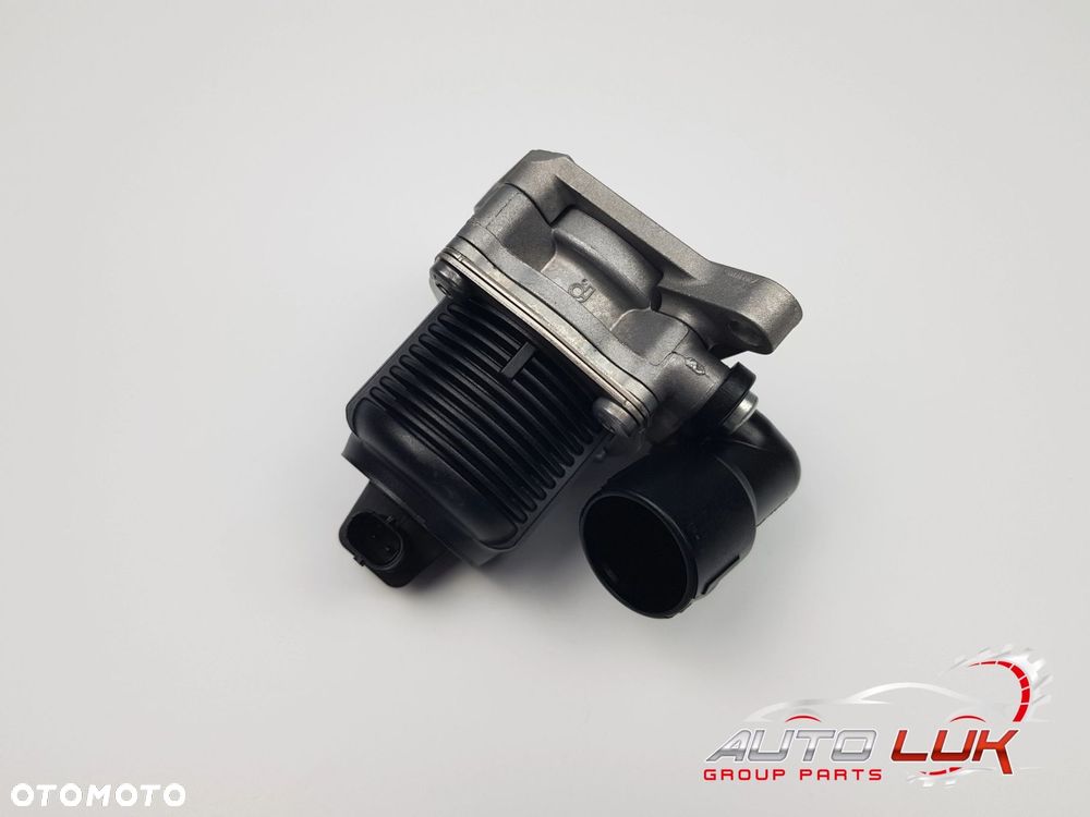 NOWY ORYGINALNY Zawór EGR Audi A3 Volkswagen Golf VII Passat B8 06K131097K - 1