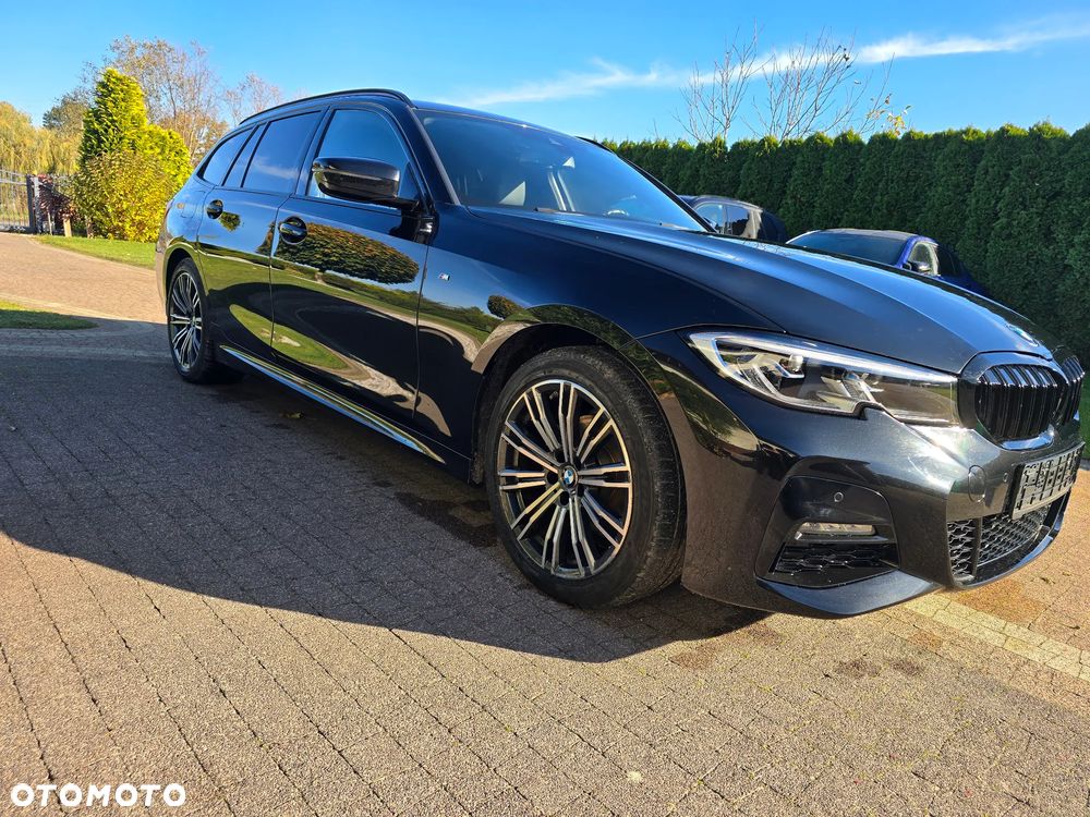 BMW Seria 3 320d M Sport - 5