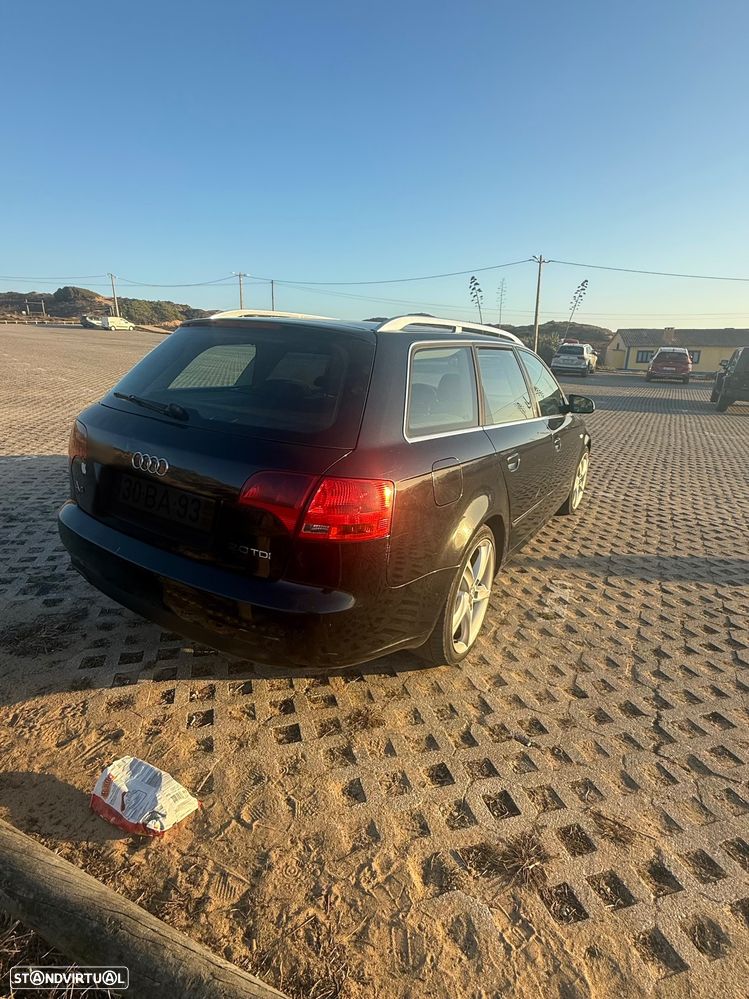 Audi A4 Avant 2.0 TDI Advance - 8