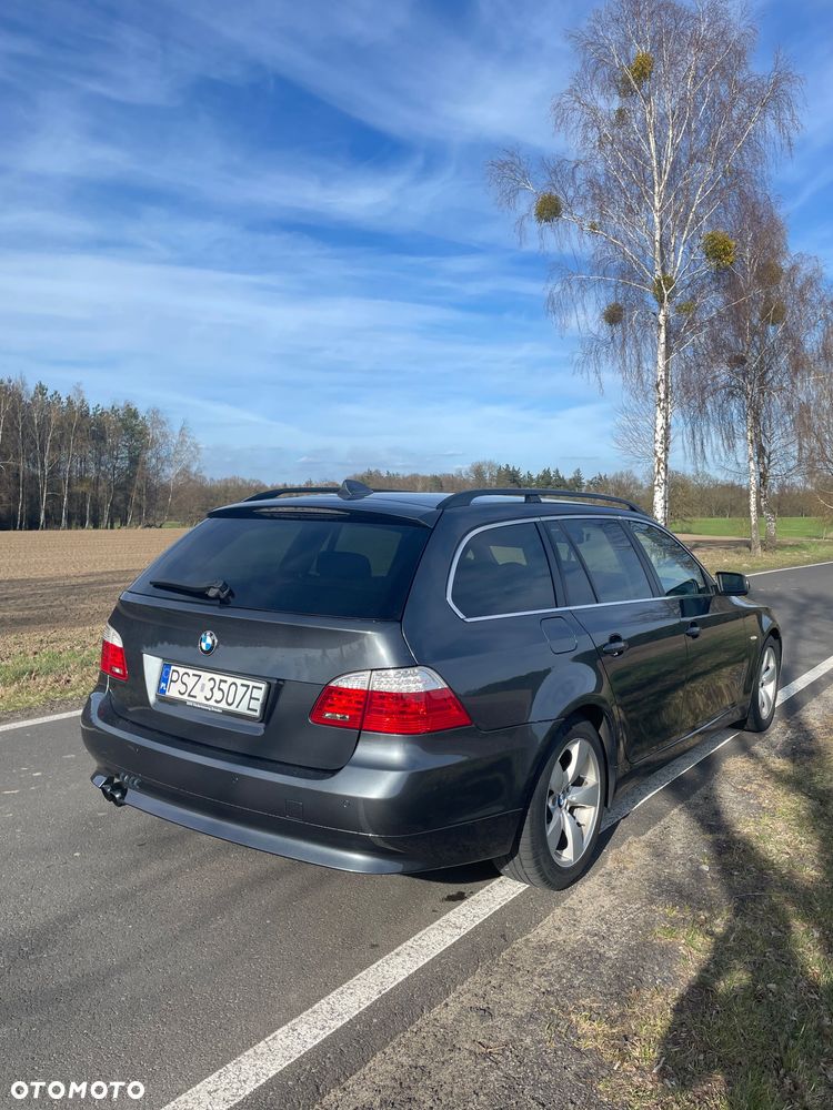 BMW Seria 5 525i - 7