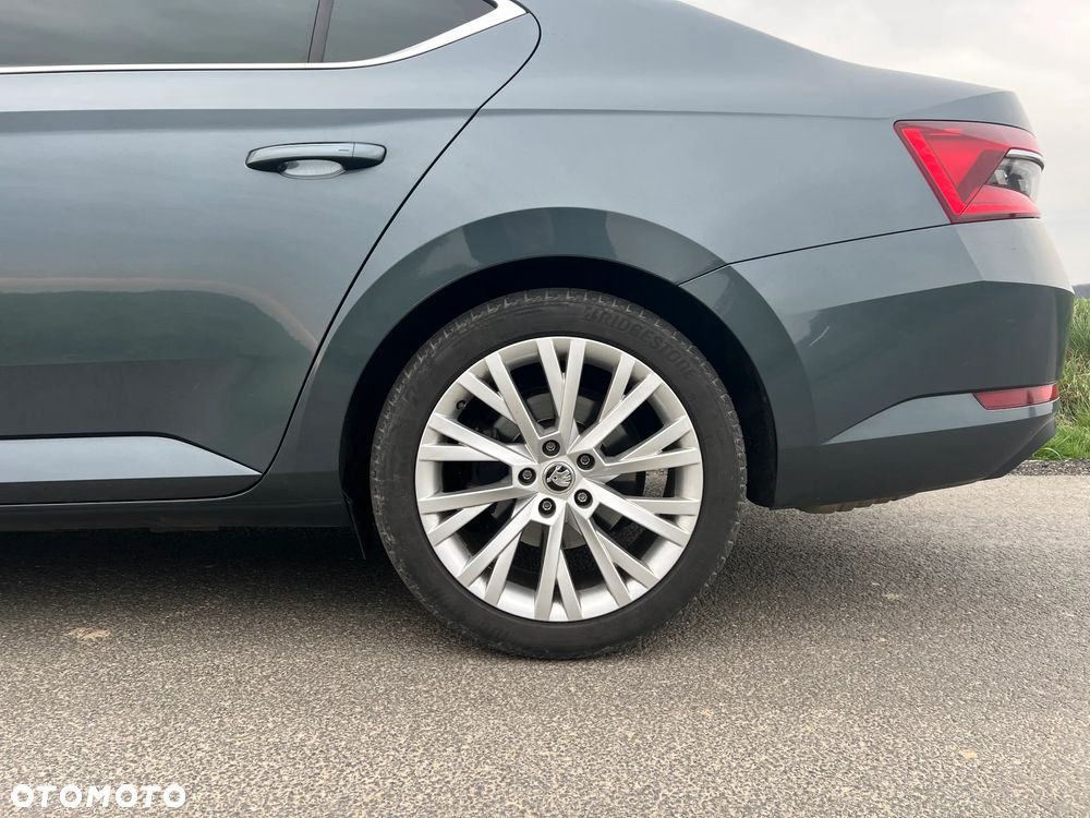 Skoda Superb 2.0 TDI SCR Ambition DSG - 15