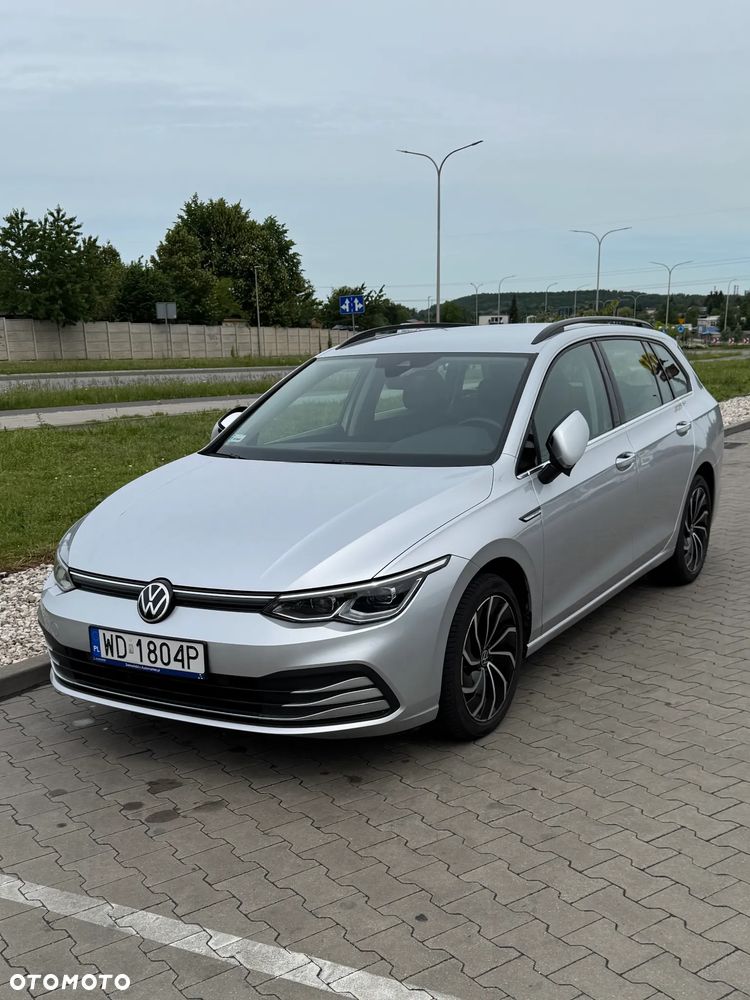 Volkswagen Golf 1.5 eTSI EVO Style DSG - 1