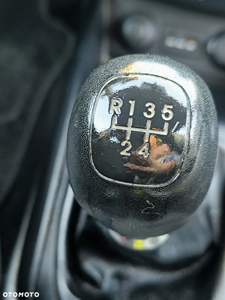 Hyundai i30 1.4 Comfort EU5 - 15