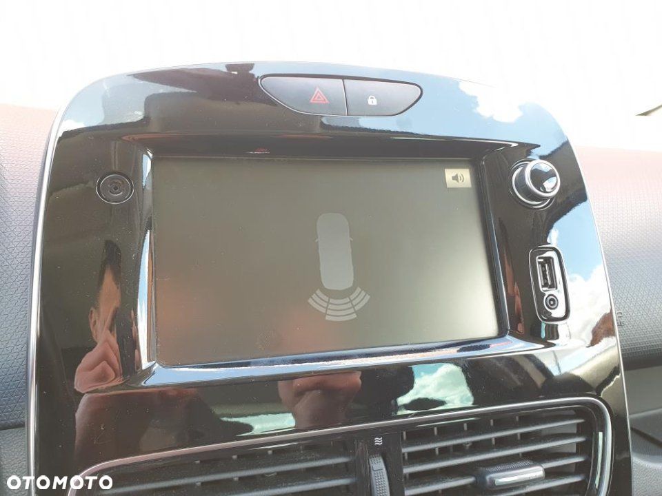 Renault Clio - 22