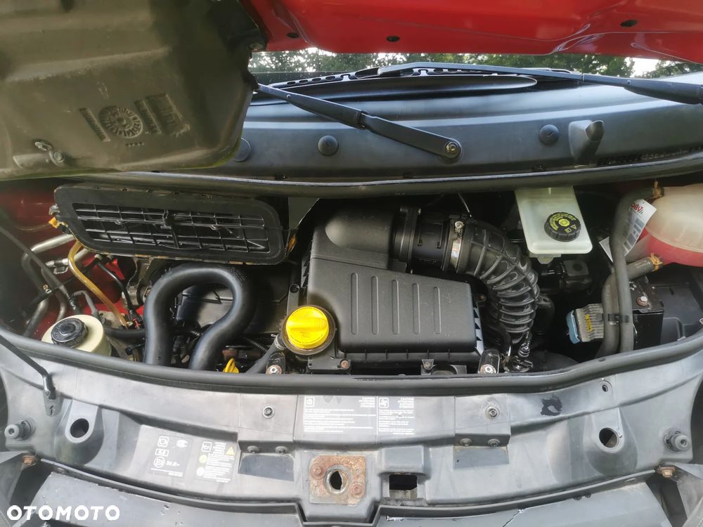 Renault Trafic - 17