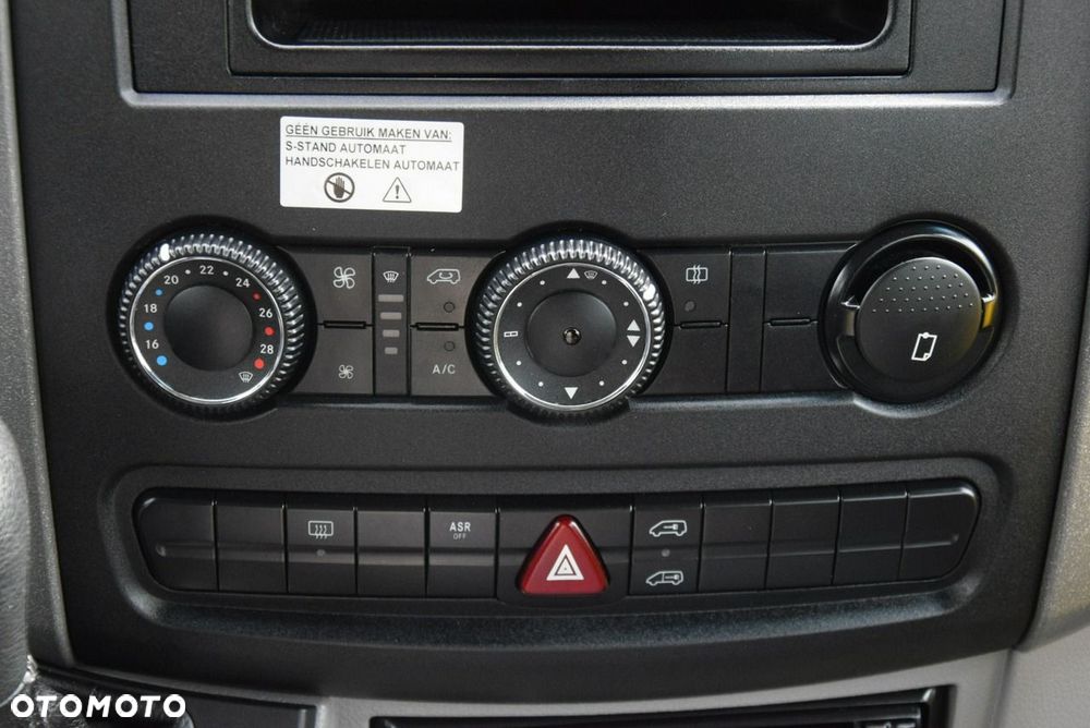 Mercedes-Benz Sprinter - 35