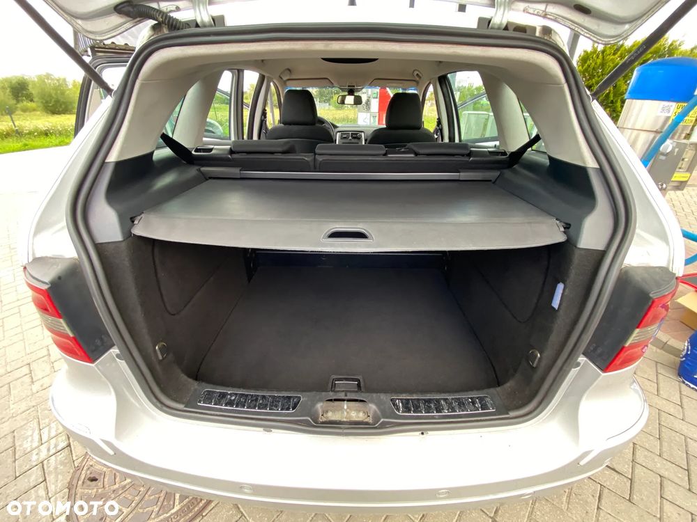 Mercedes-Benz Klasa B 150 Autotronic - 12