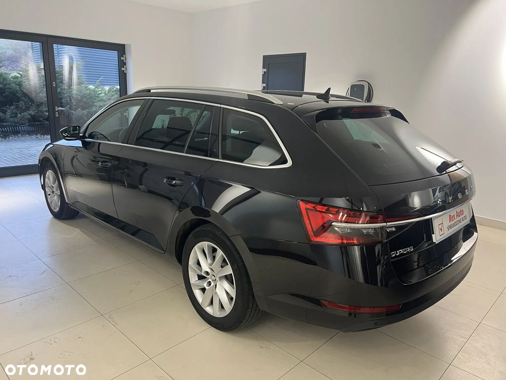 Skoda Superb 1.5 TSI Ambition DSG - 6