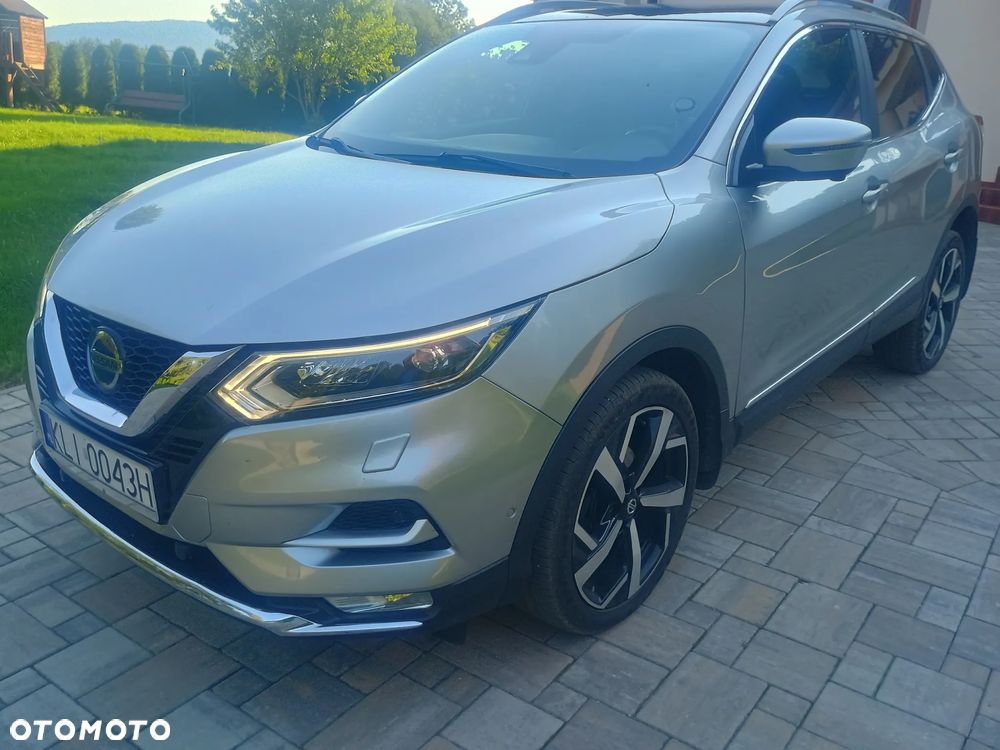 Nissan Qashqai 1.7 dCi 4x4 Tekna+ - 1