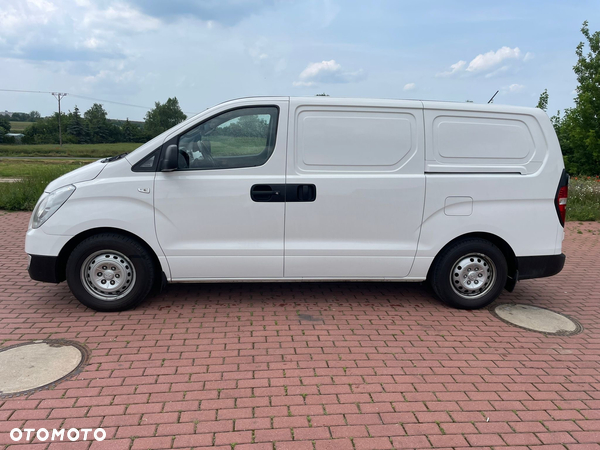 Hyundai H-1
