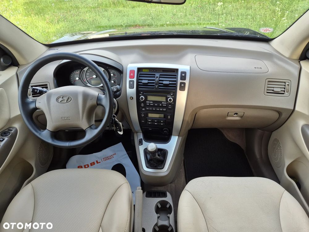 Hyundai Tucson 2.0 Elegance / Premium - 24