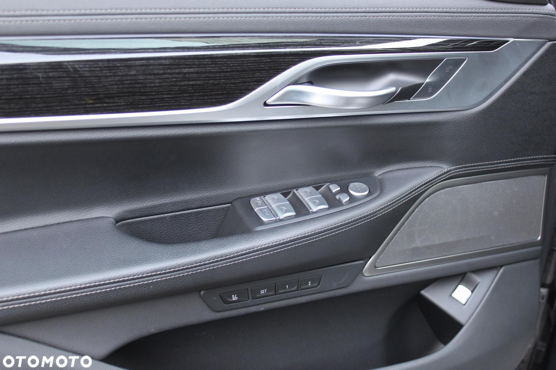 BMW Seria 7 - 20