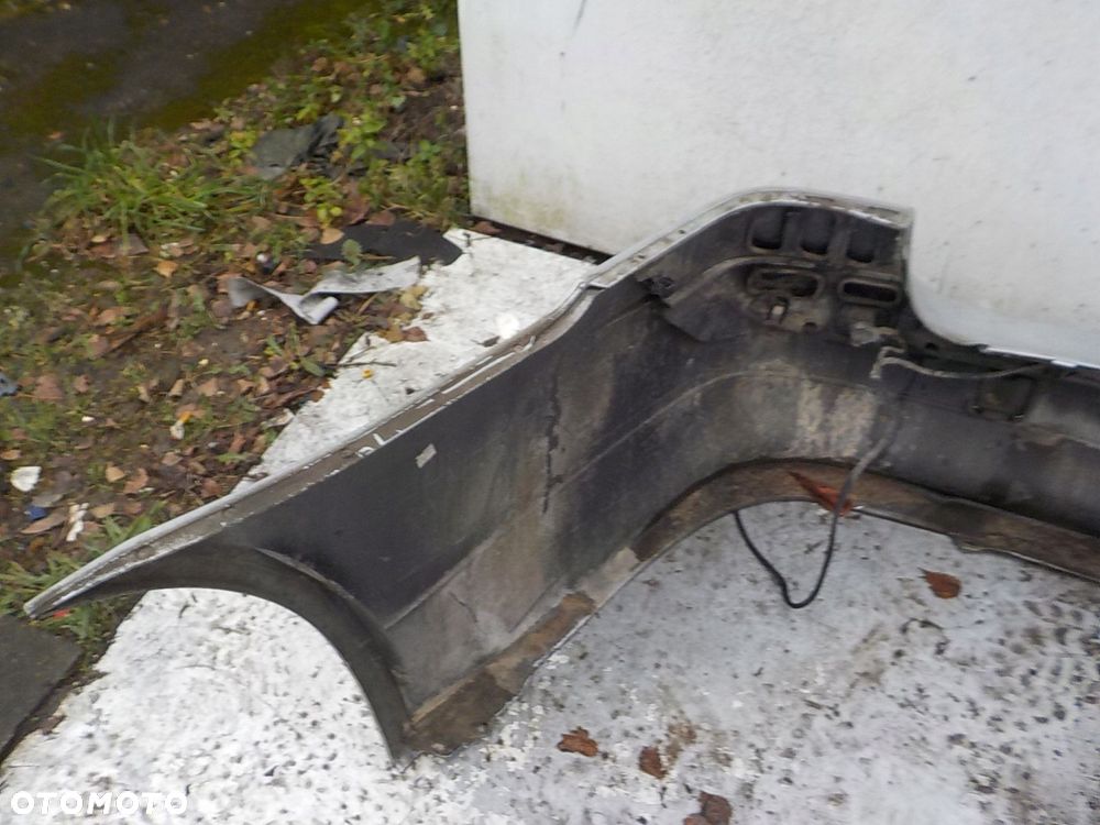 562 BMW 5 E61 ZDERZAK TYŁ TYLNY PDC - 6