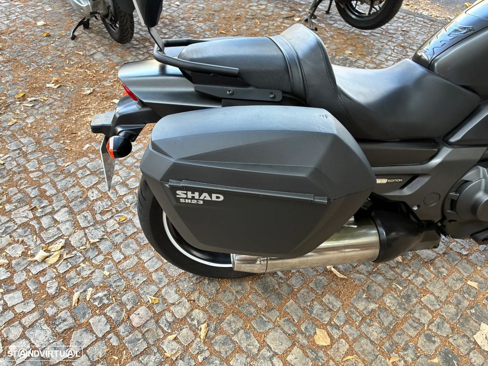 Honda CTX 700 IA - 6
