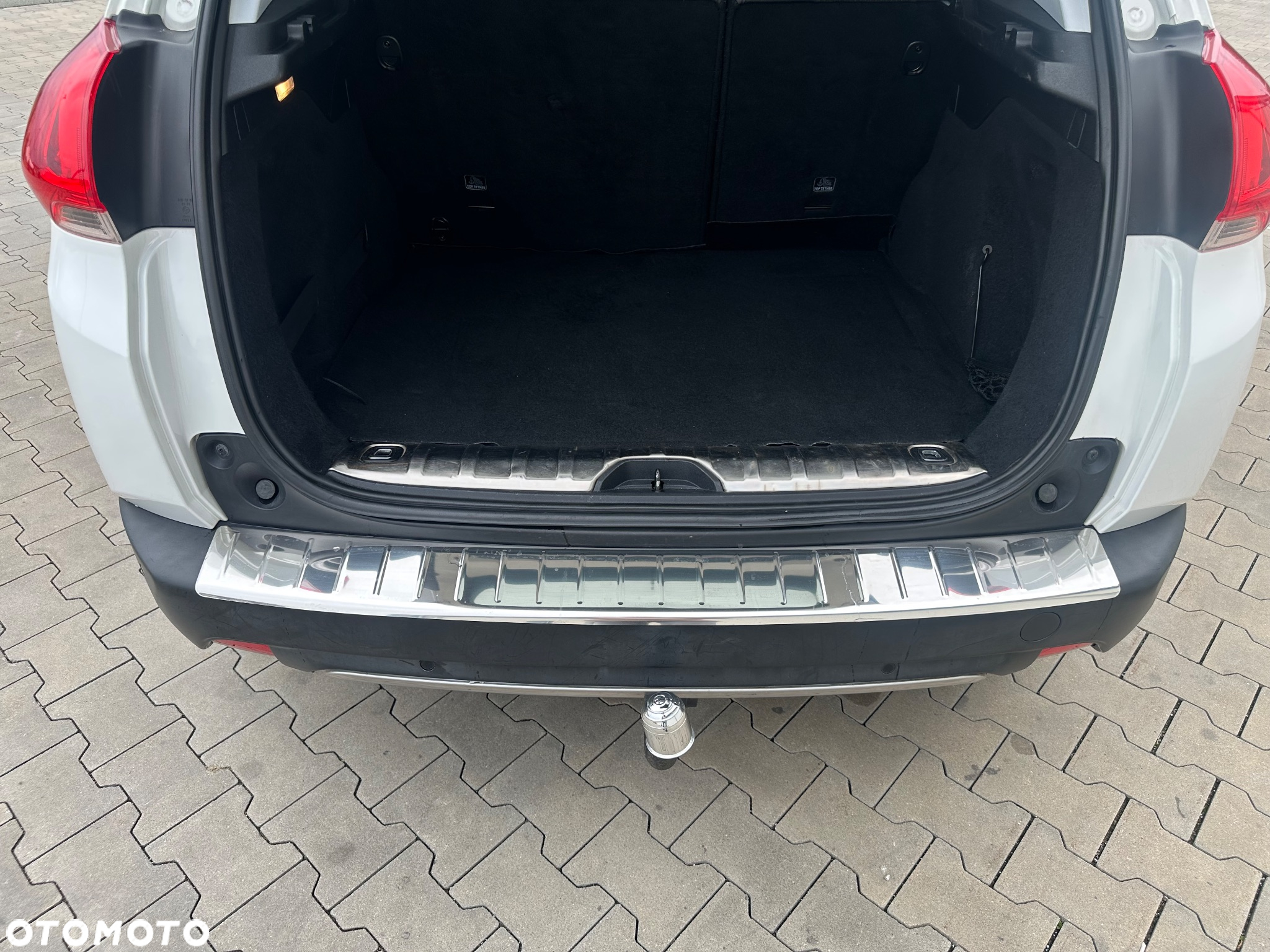 Peugeot 2008 BlueHDi FAP 120 STOP & START Allure - 18