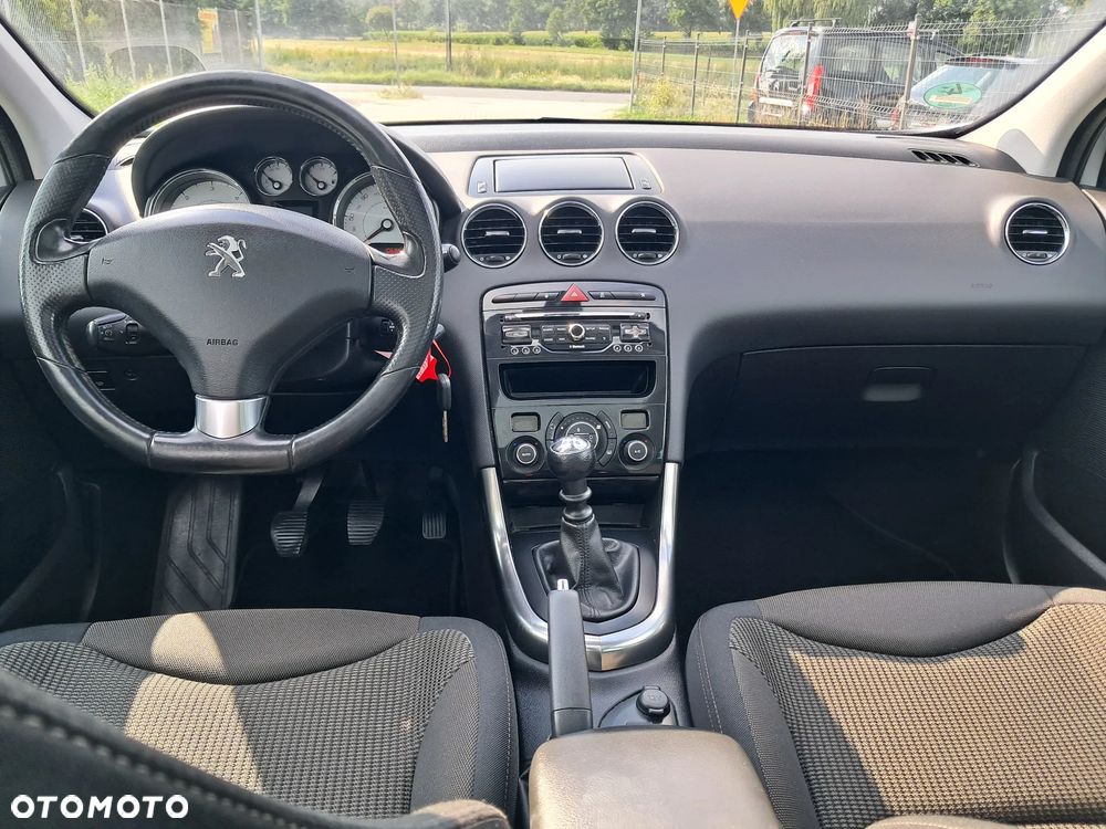 Peugeot 308 e-HDi FAP 115 Stop&Start Business Line Niveau 1 - 17