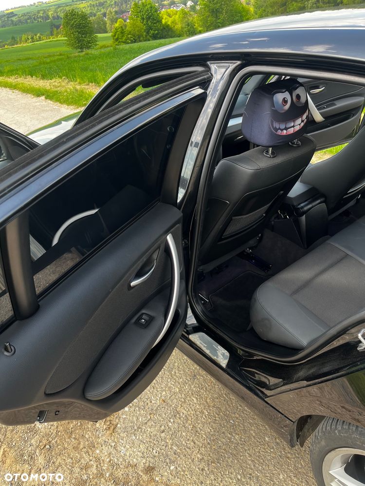 BMW Seria 1 118d Sport Line - 14