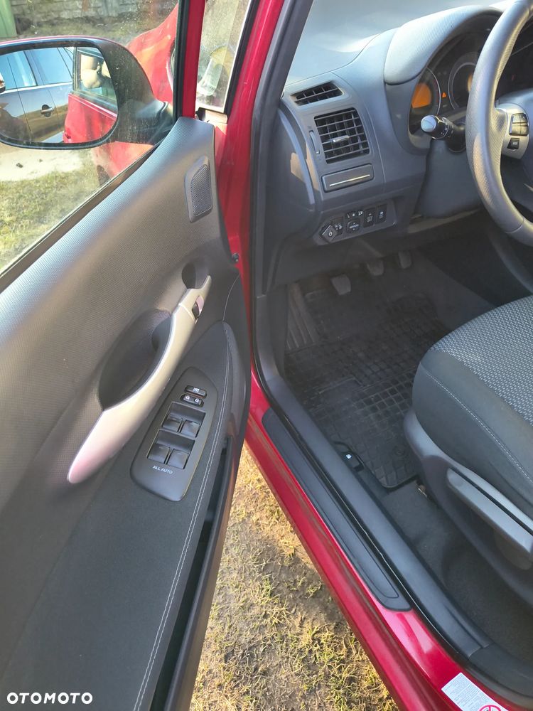Toyota Auris 1.33 VVT-i - 18