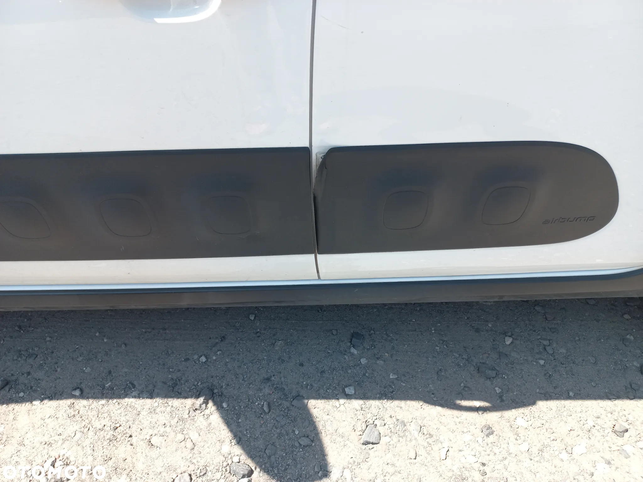 Citroën C3 1.2 PureTech Elle S&S EAT6 - 17