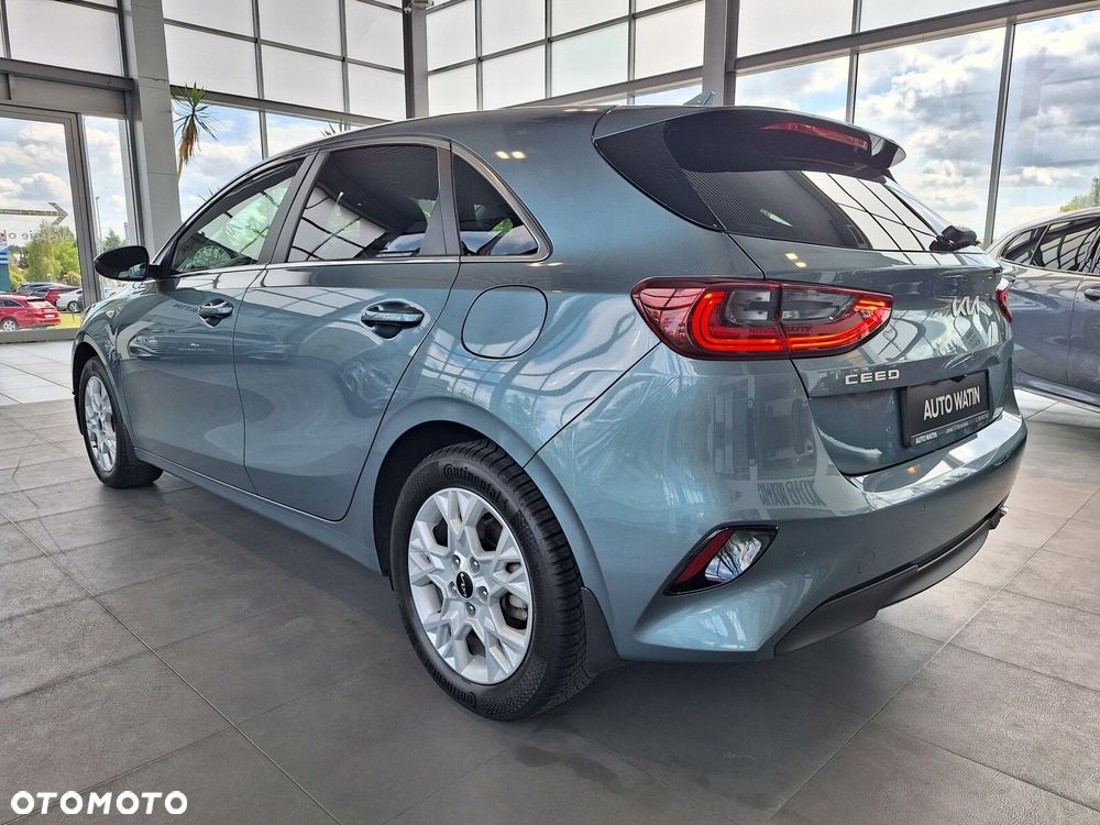 Kia Ceed 1.5 T-GDI M - 9