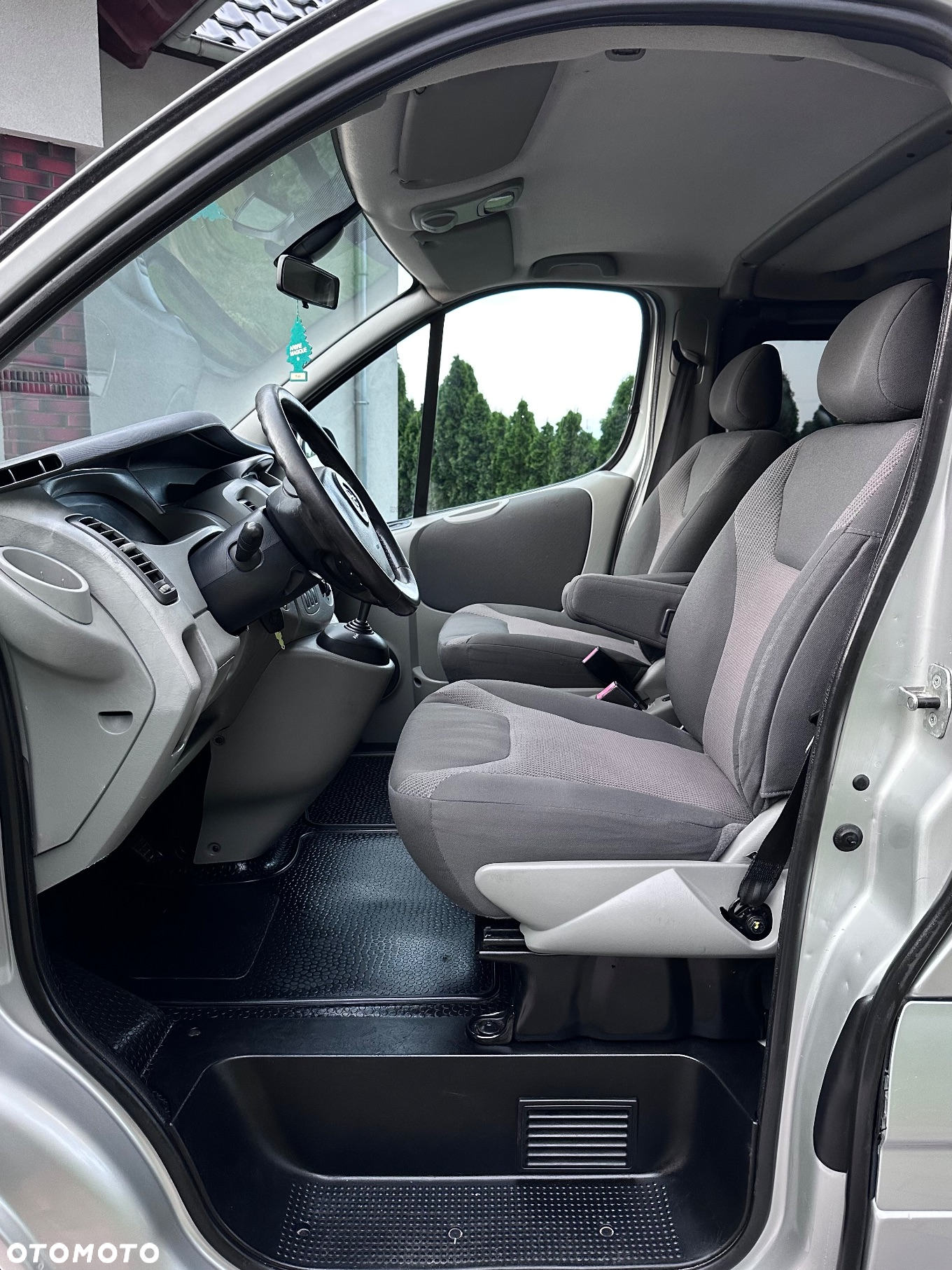 Opel Vivaro 2.5 CDTI L1H1 (Tecshift) Easytronic Life Cosmo - 13