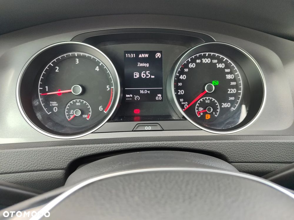 Volkswagen Golf 2.0 TDI BlueMotion Technology DSG Lounge - 20