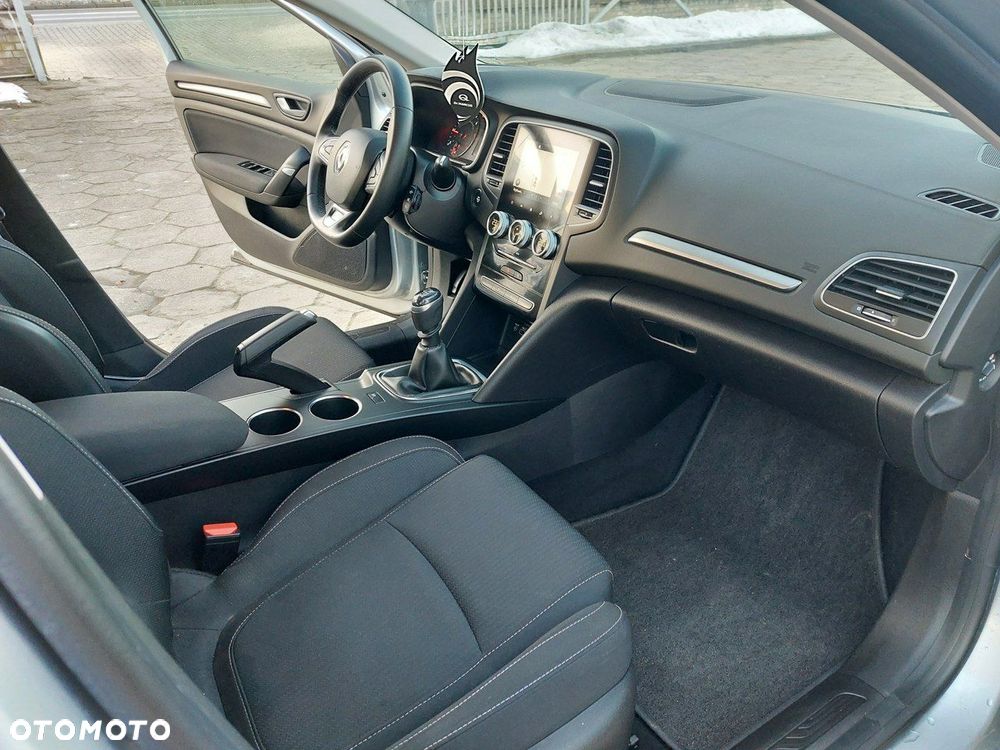 Renault Megane 1.5 Blue dCi Intens - 15