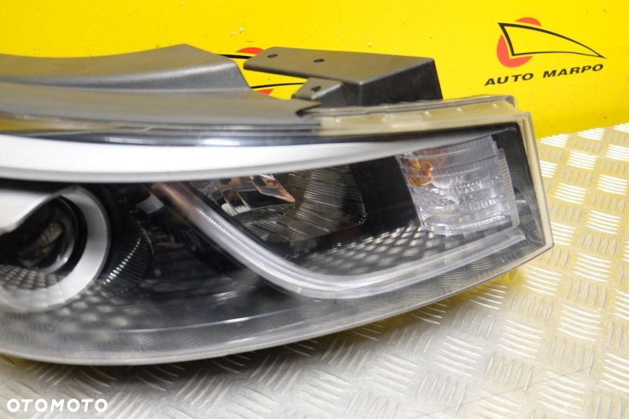 KIA CARNIVAL SEDONA 2015- REFLEKTOR LAMPA ZWYKŁA SOCZEWKOWA Z LED R USA - 4