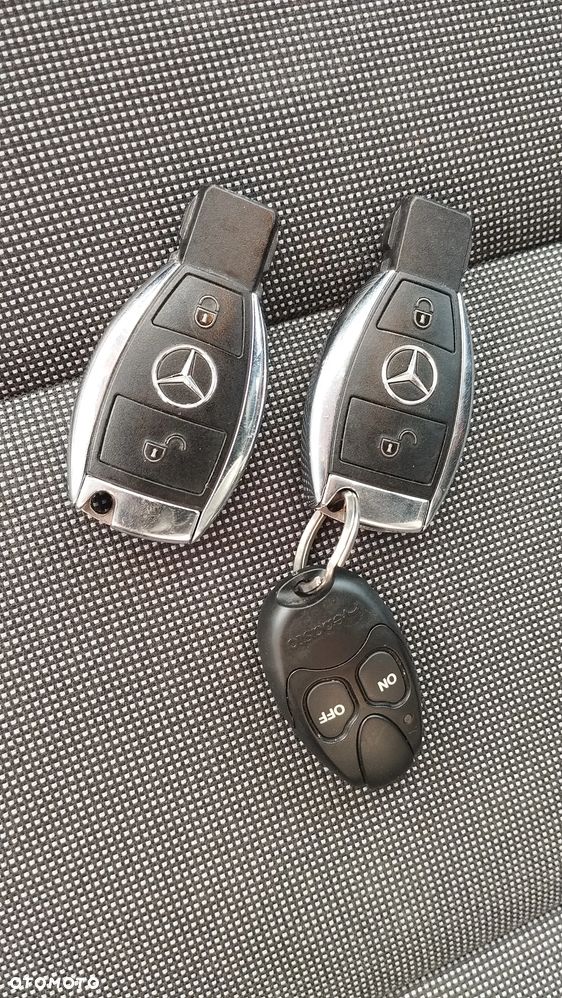 Mercedes-Benz Klasa A 180 (BlueEFFICIENCY) Urban - 18