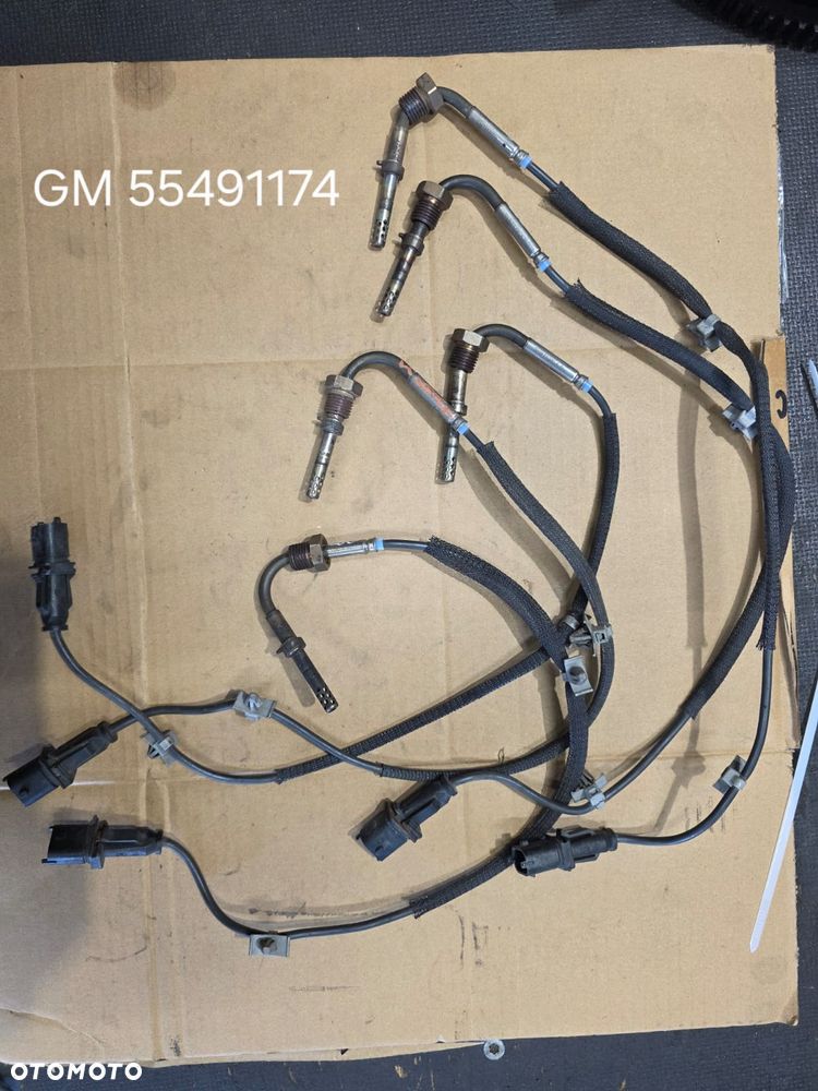 OPEL ASTRA J 2.0 CDTI CZUJNIK TEMPERATURY SPALIN 55591174 - 1