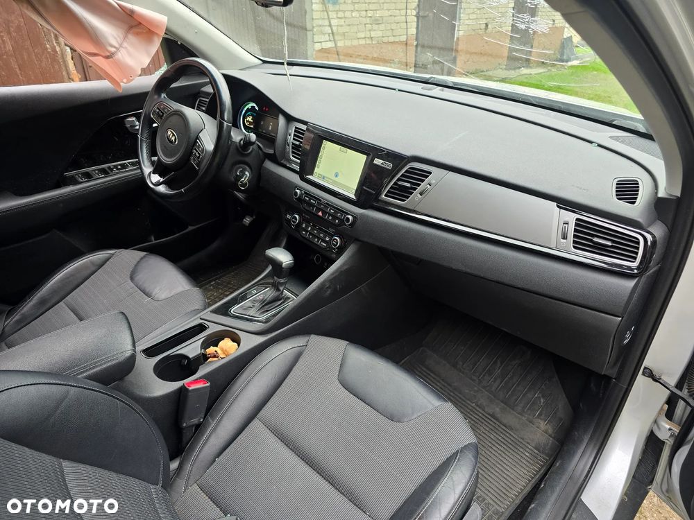 Kia Niro 1.6 GDI 2WD Edition 7 - 16
