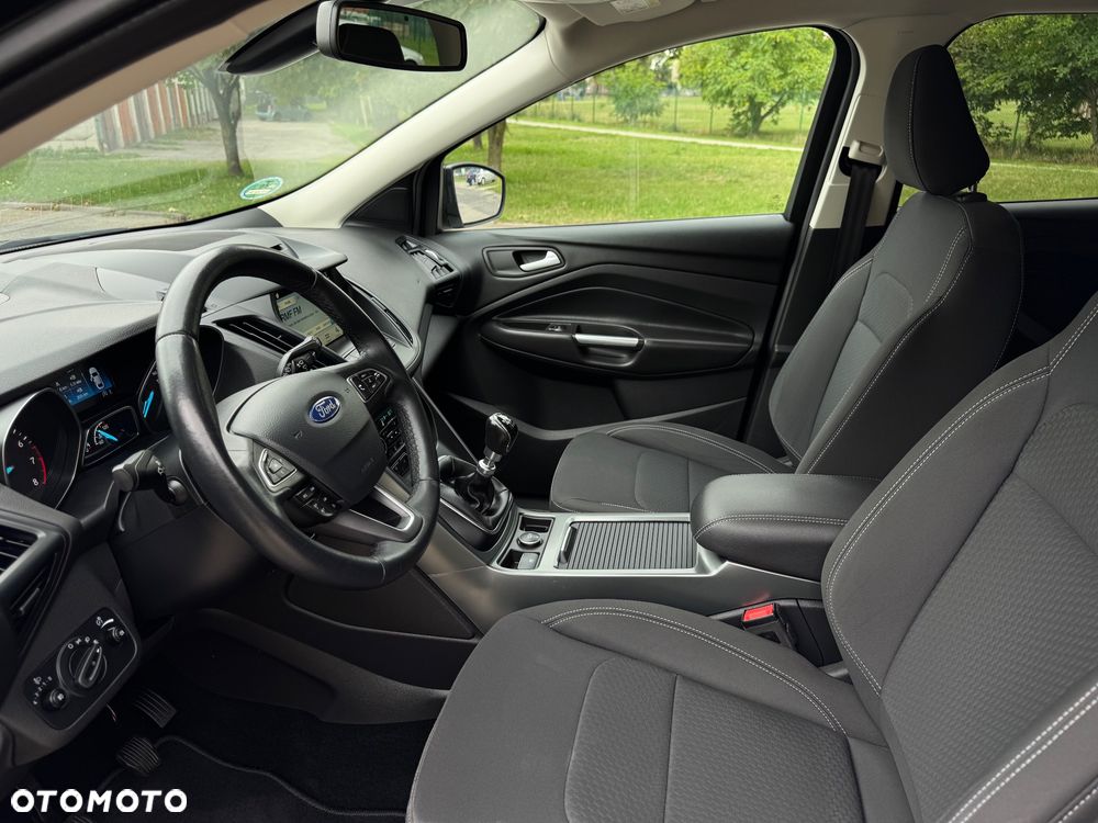 Ford Kuga 1.5 EcoBoost FWD Titanium ASS - 17