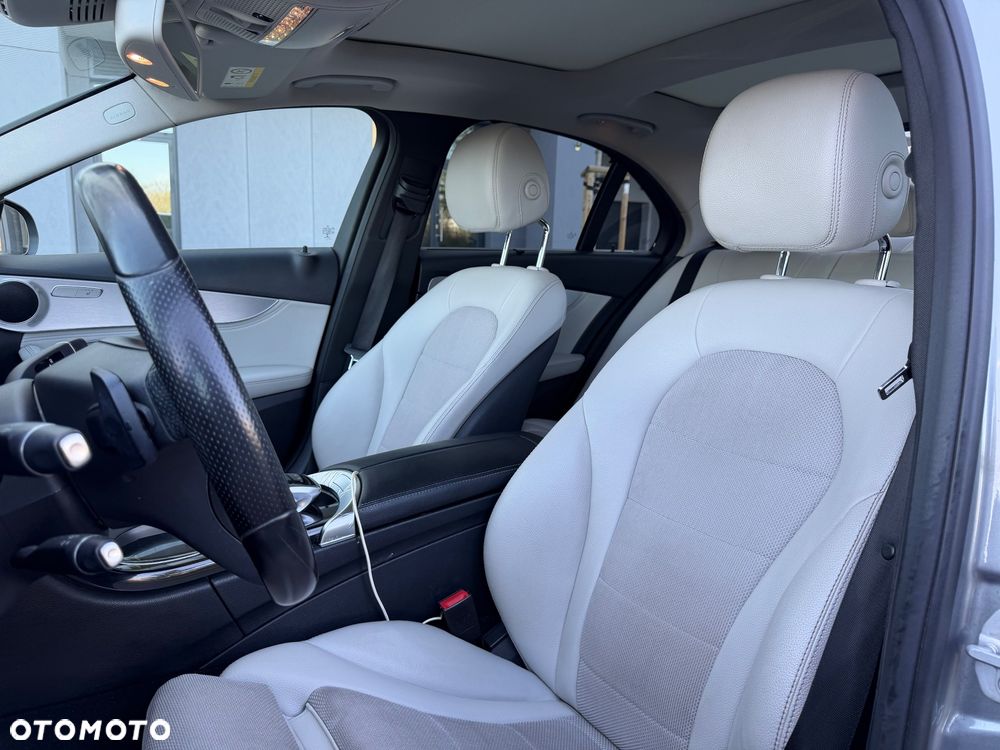 Mercedes-Benz Klasa C 200 7G-TRONIC - 14