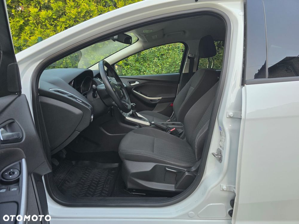 Ford Focus 1.0 EcoBoost 99g Trend Sport - 22