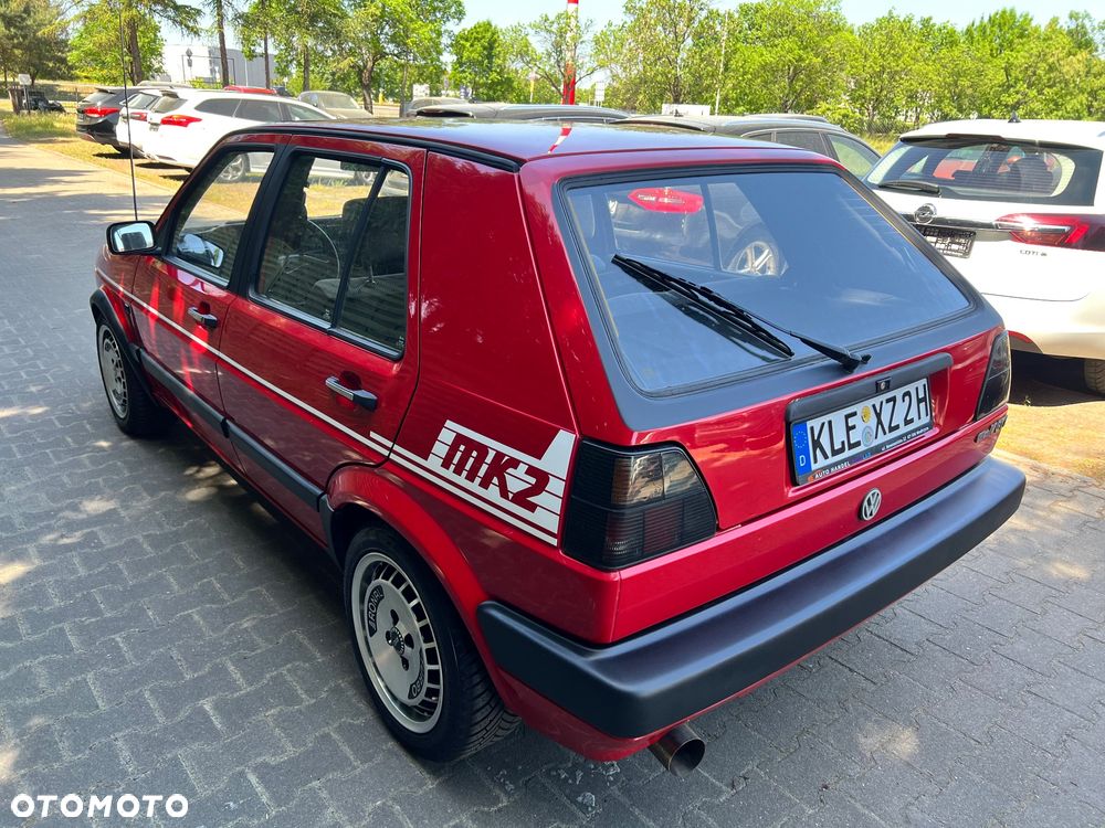 Volkswagen Golf - 13