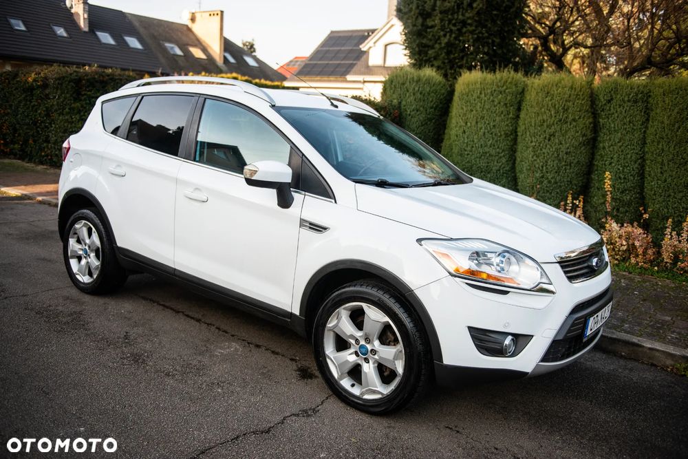 Ford Kuga 2.0 TDCi 4x4 Titanium - 11